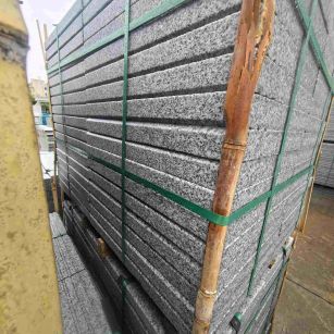 山东芝麻白楼梯踏步室外