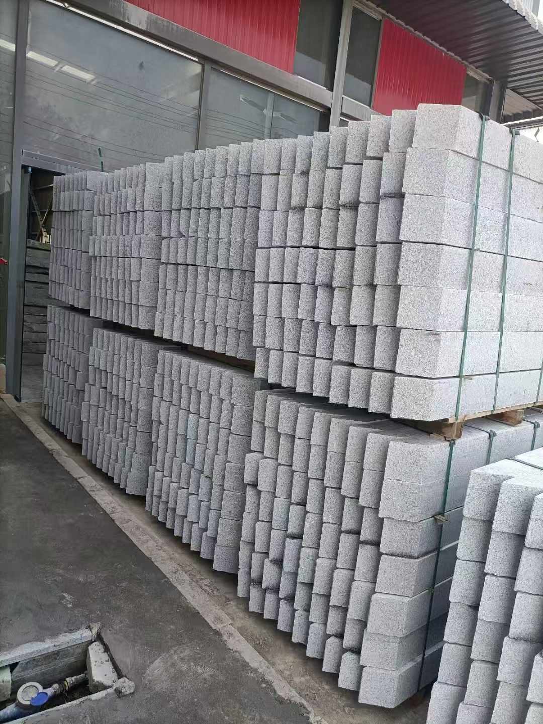 山东芝麻白树围石 树池