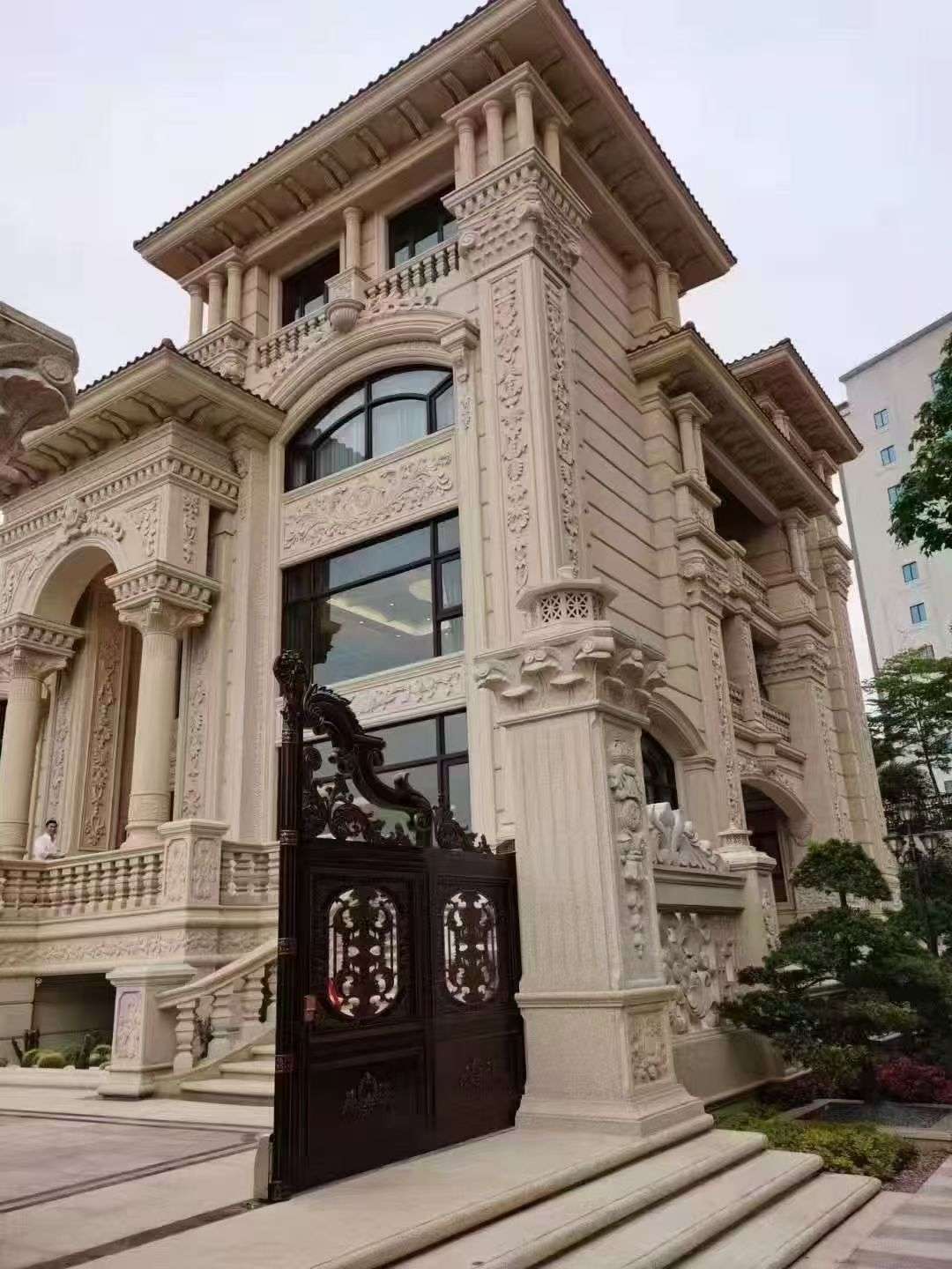山东黄金麻别墅外墙异形定制