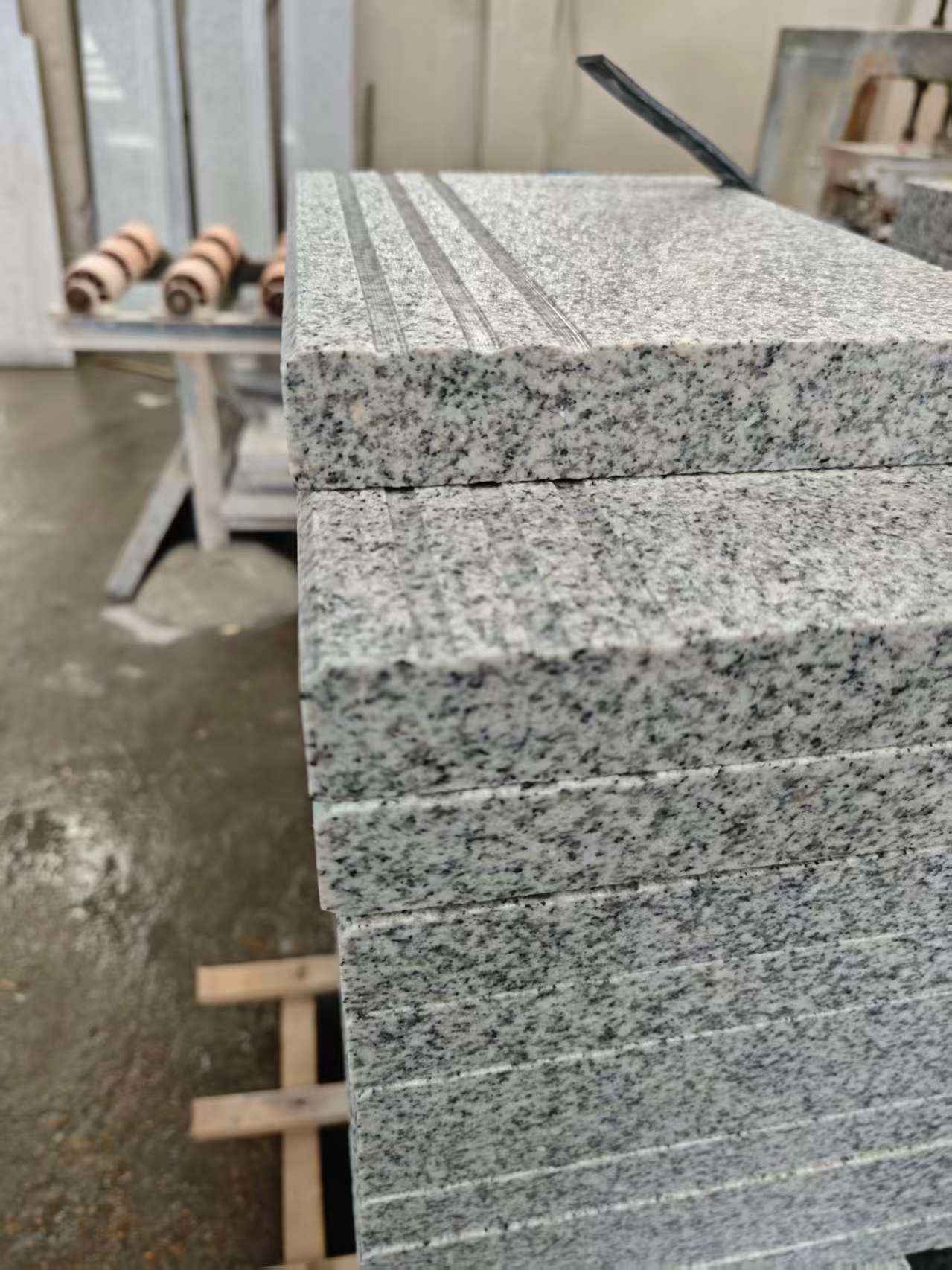 山东芝麻白楼梯踏步